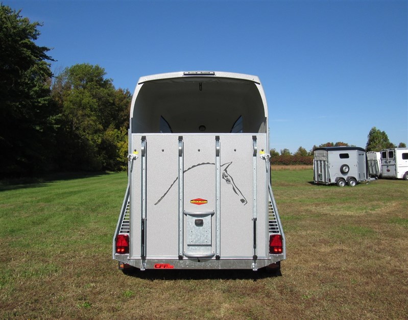 Trailer Photo 11