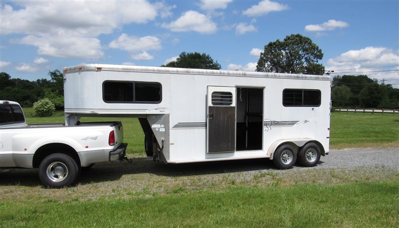 2003 Sundowner xl valuelite 2h straight load gn with dr