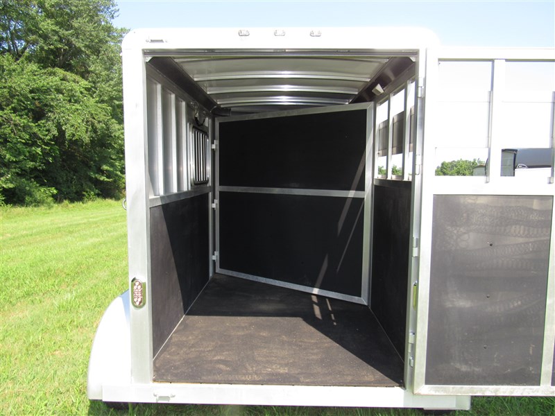 Trailer Photo 11