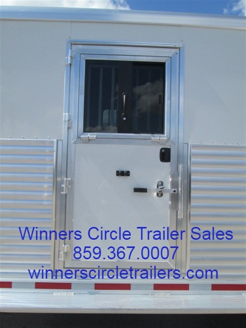 Trailer Photo 2