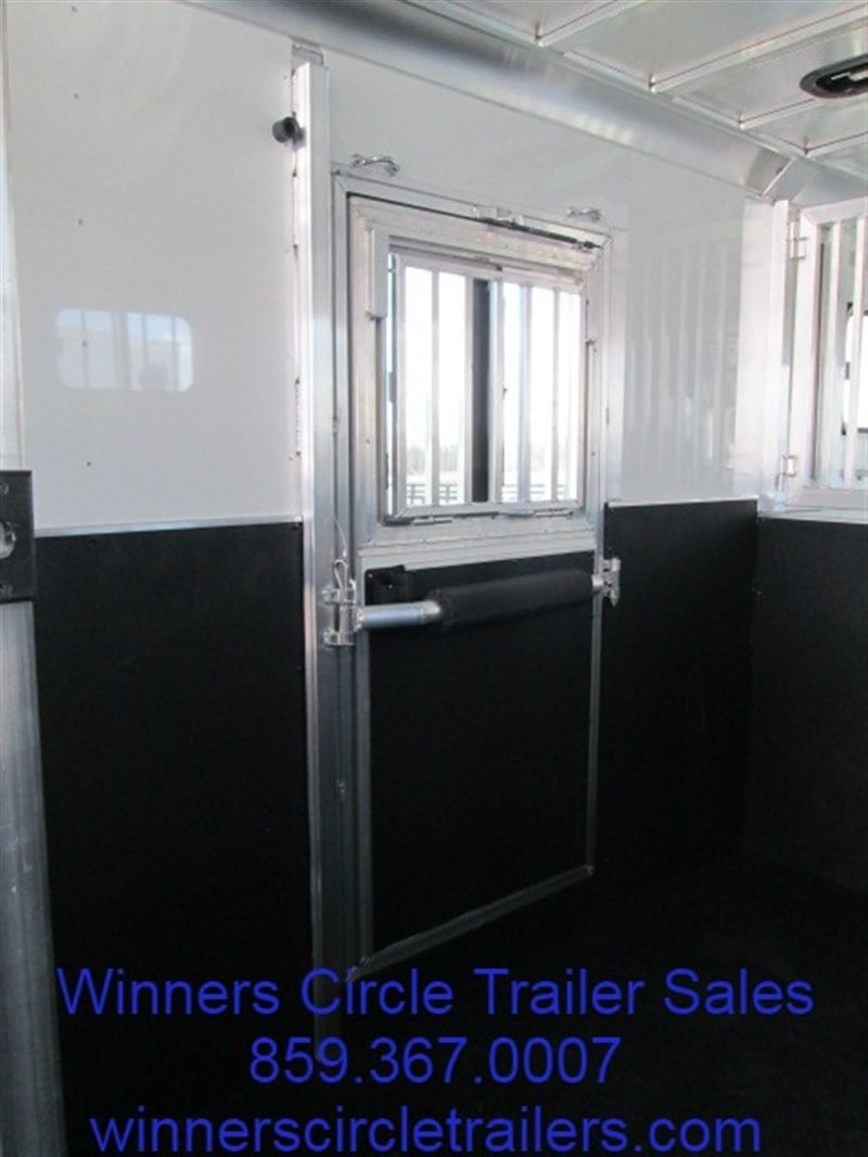Trailer Photo 12