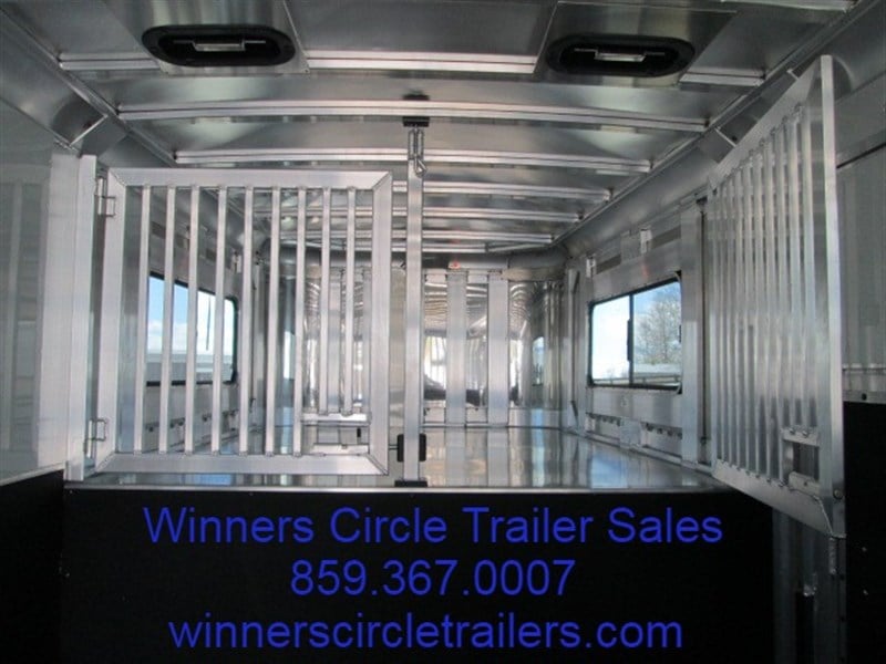 Trailer Photo 15