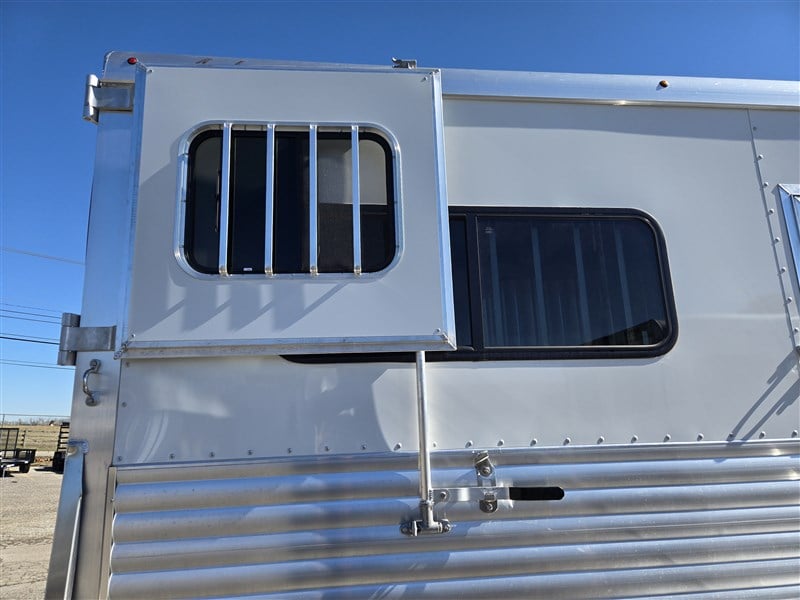 Trailer Photo 21