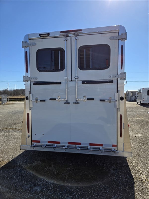 Trailer Photo 14