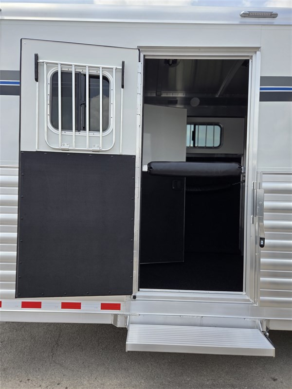 2027 4-star 24' gn 2+1 with tack - xl box stalls!