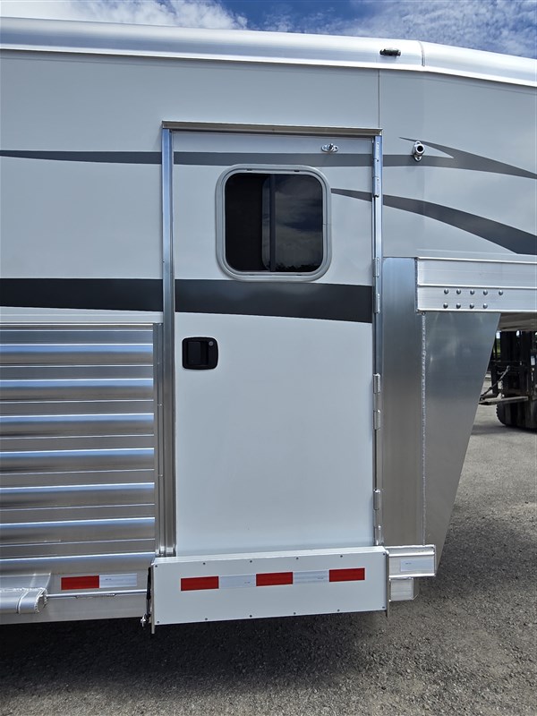 Trailer Photo 20