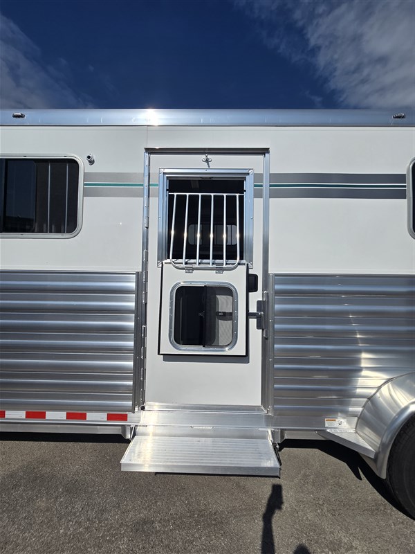Trailer Photo 9