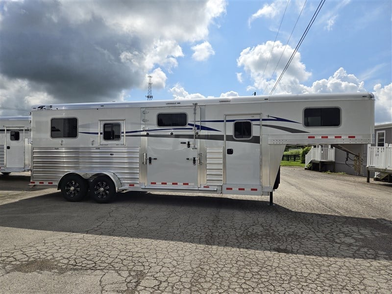 2027 Horse Livestock Trailer