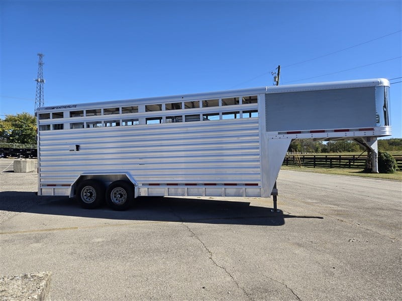 2015 Featherlite