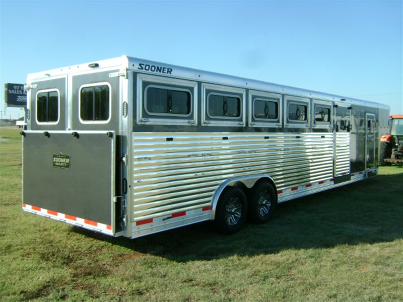 Trailer Photo 7
