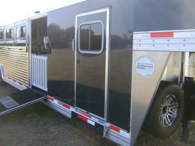 Trailer Photo 15