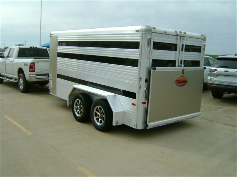 Trailer Photo 4