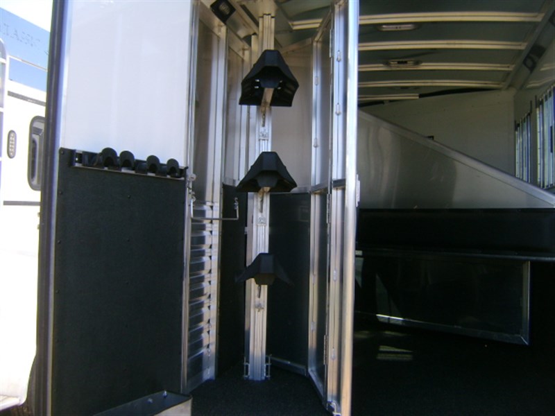Trailer Photo 23