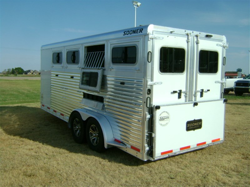 Trailer Photo 3