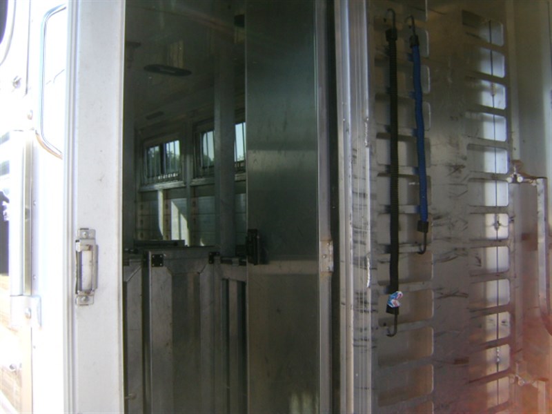 Trailer Photo 9