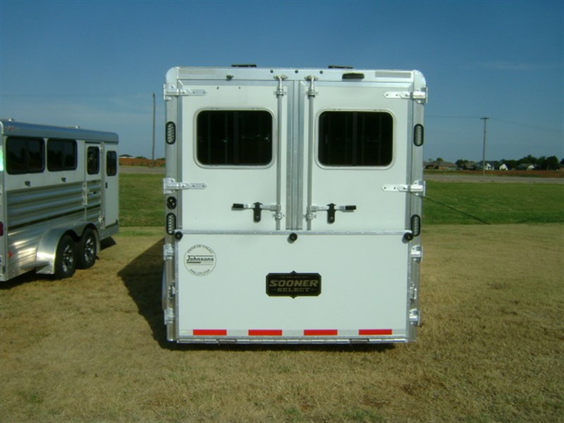 Trailer Photo 4