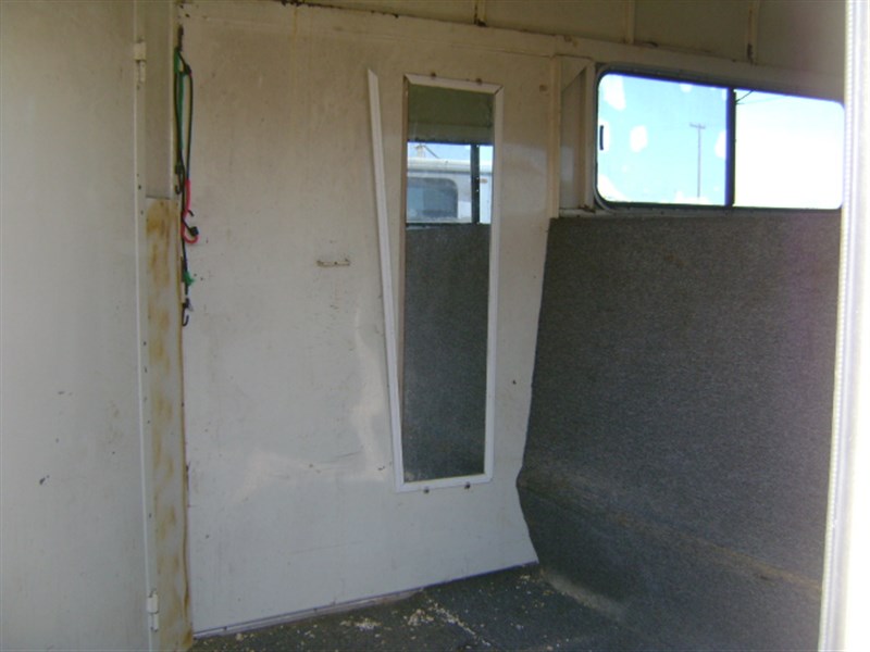 Trailer Photo 8