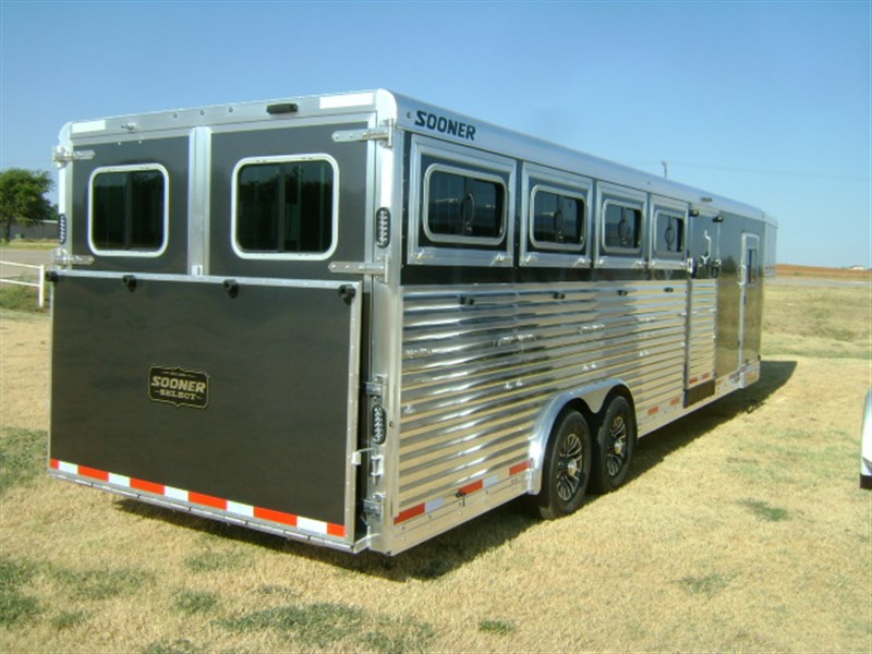 Trailer Photo 4