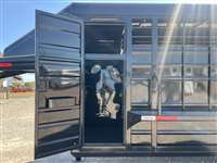 2024 Swift swift built 20' half top w/ tack boxes