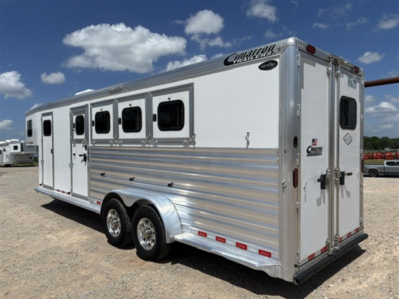 2020 Cimarron cimarron 4 horse custom