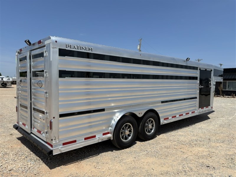 Trailer Photo 2