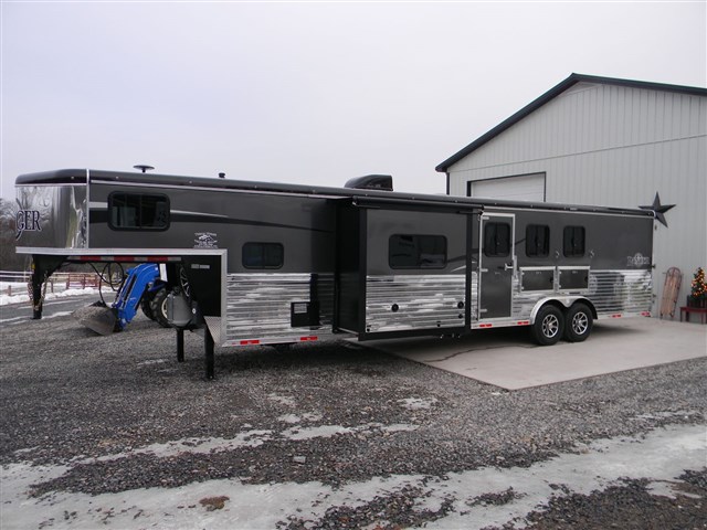 2017 Bison 8314RG Ranger RSL