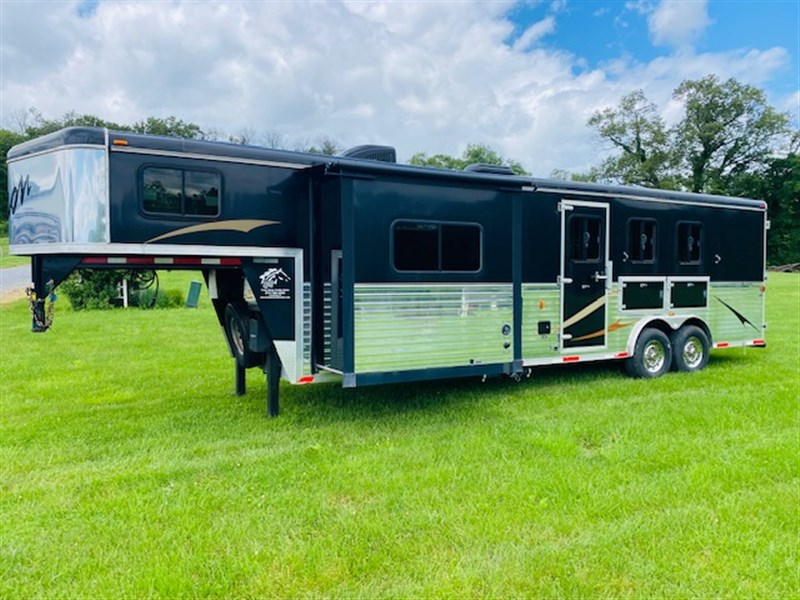 2014 Bison 8310 trail express