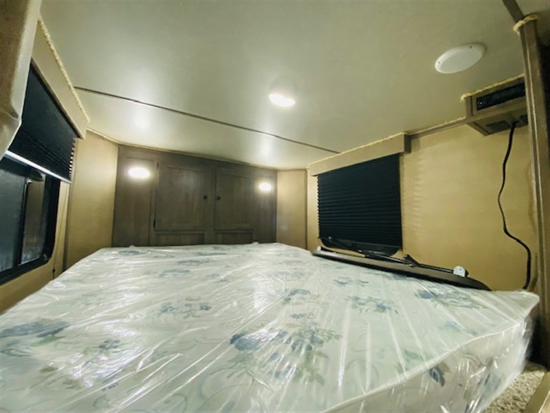 Trailer Photo 11