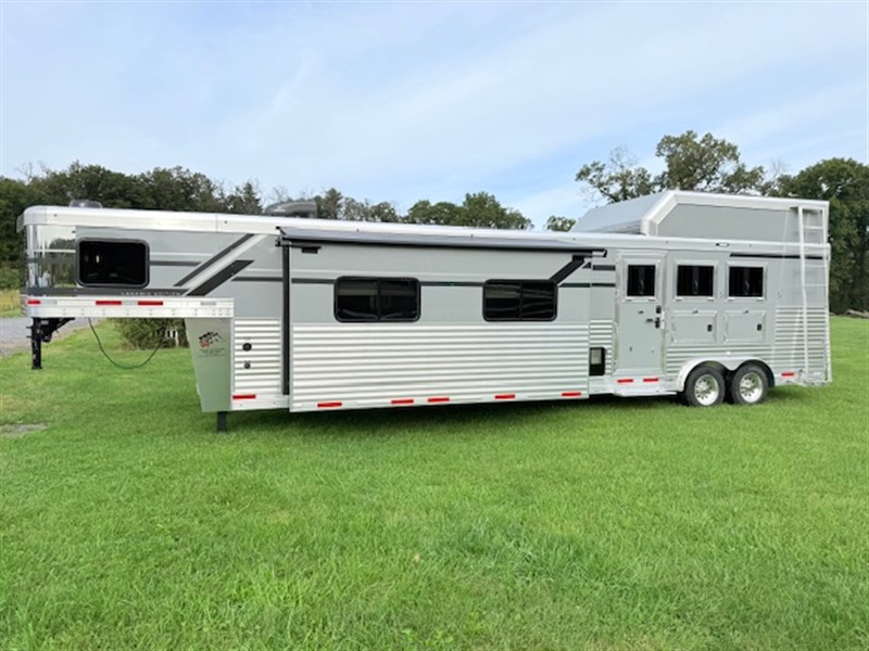 2026 smc laramie 8318
