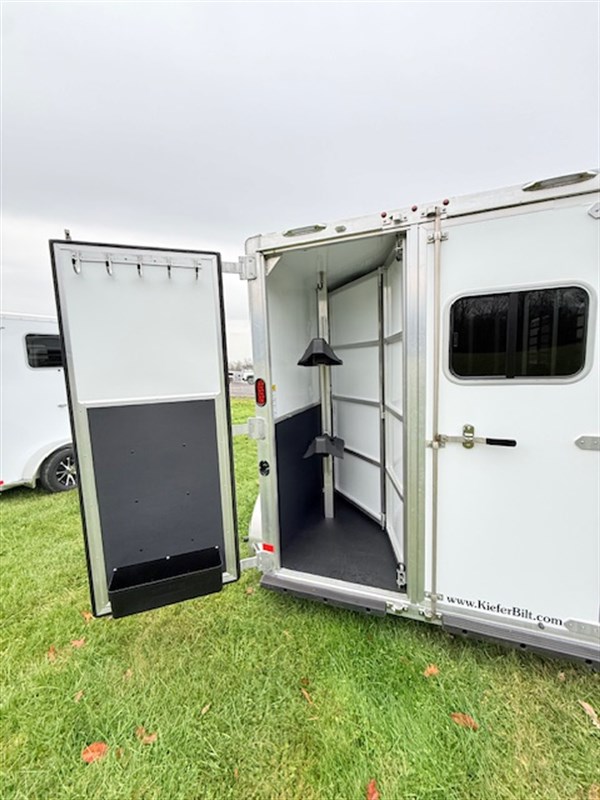 2026 Kiefer Built kruiser 2 horse slant
