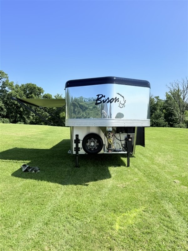 Trailer Photo 2