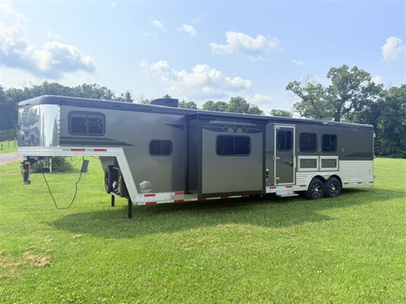 Trailer Photo 3