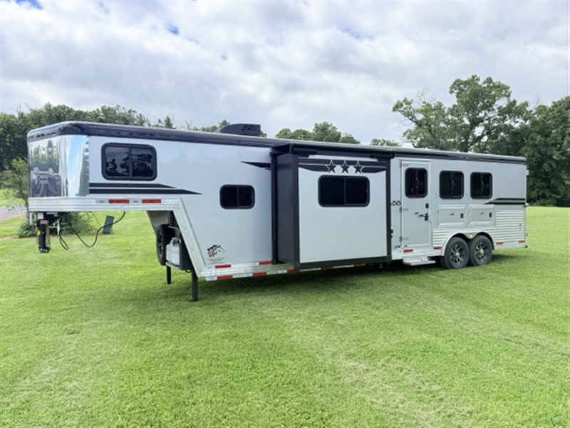 Trailer Photo 3