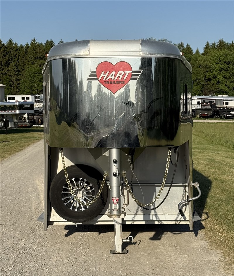 2021 Hart 3-h gooseneck slant dressing room