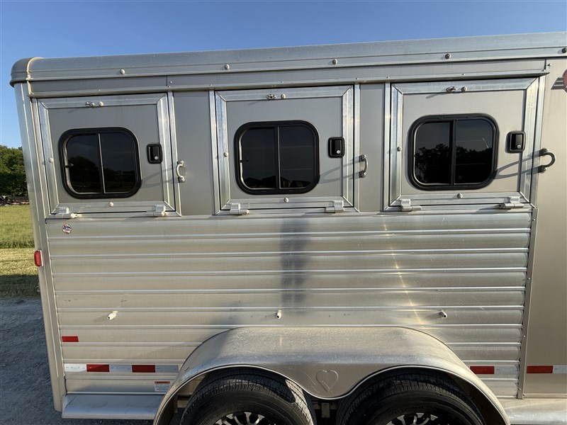 Trailer Photo 14