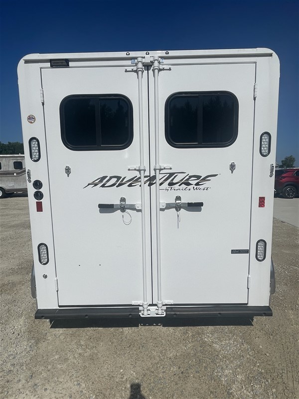 Trailer Photo 4