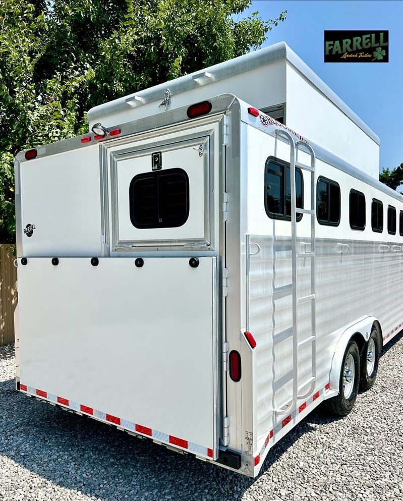 Trailer Photo 8