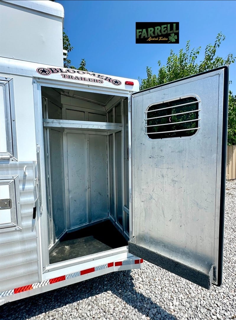 Trailer Photo 24