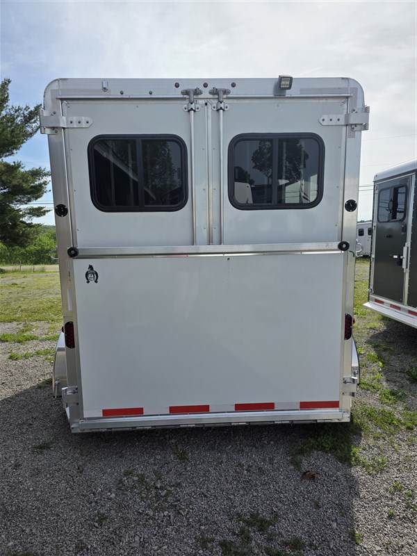 Trailer Photo 2
