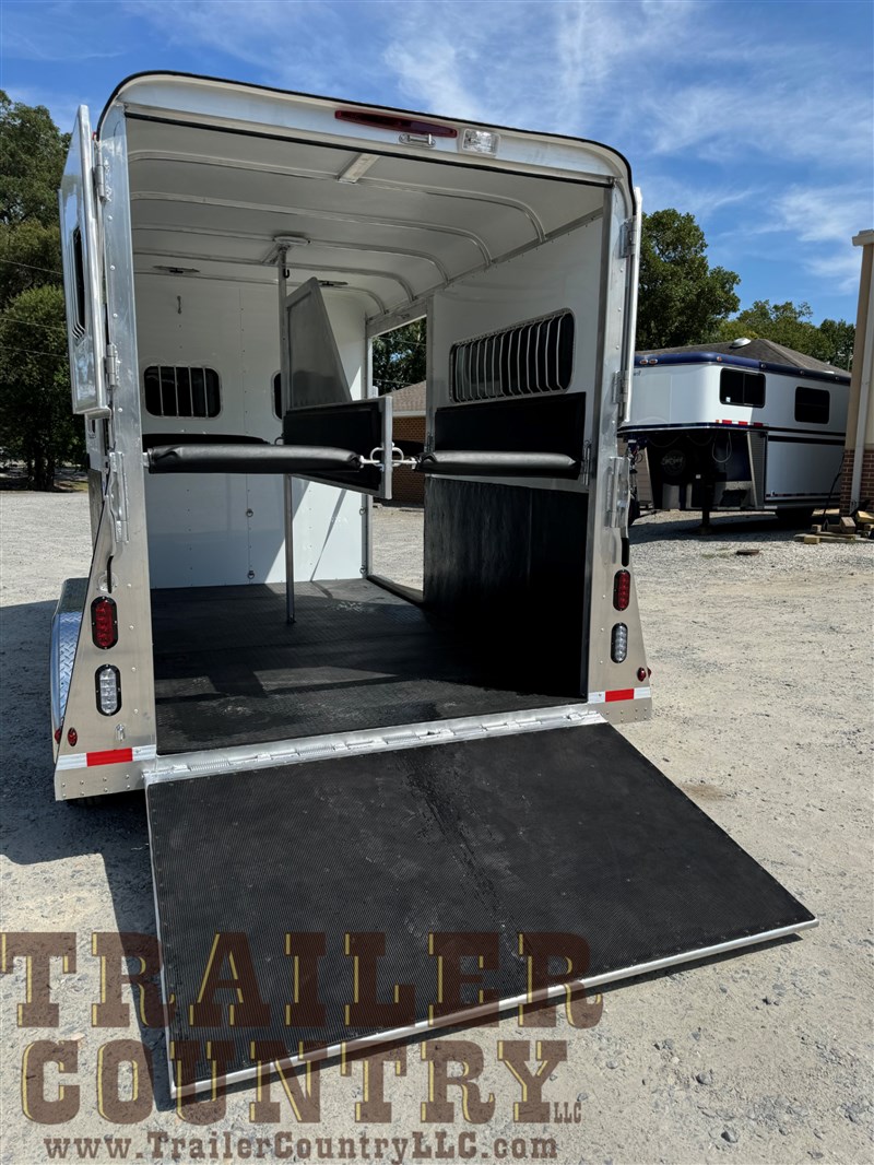 Trailer Photo 17