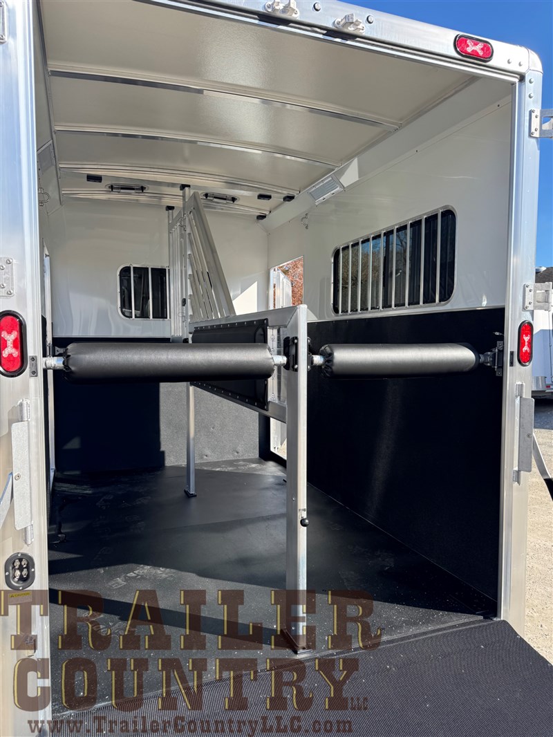 Trailer Photo 18