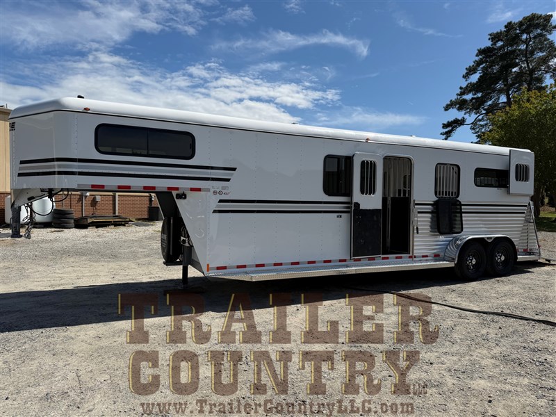 Trailer Photo 11