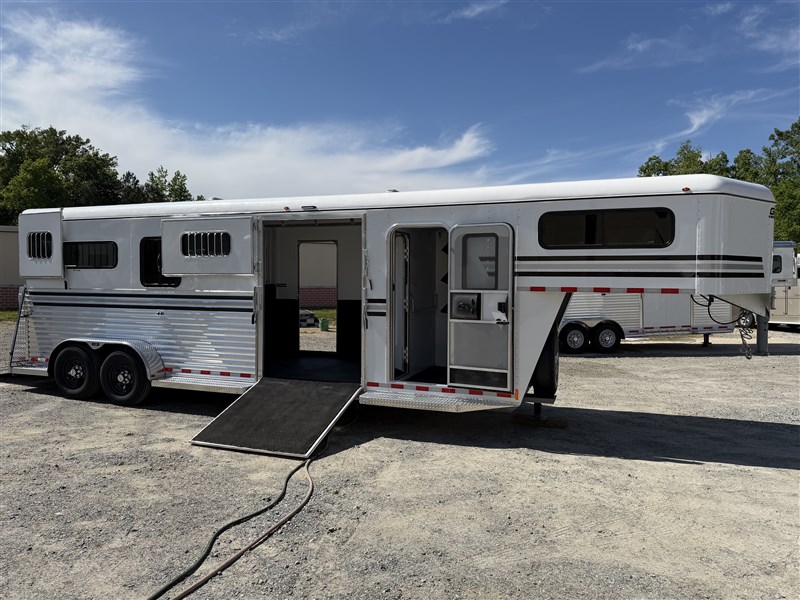Trailer Photo 17
