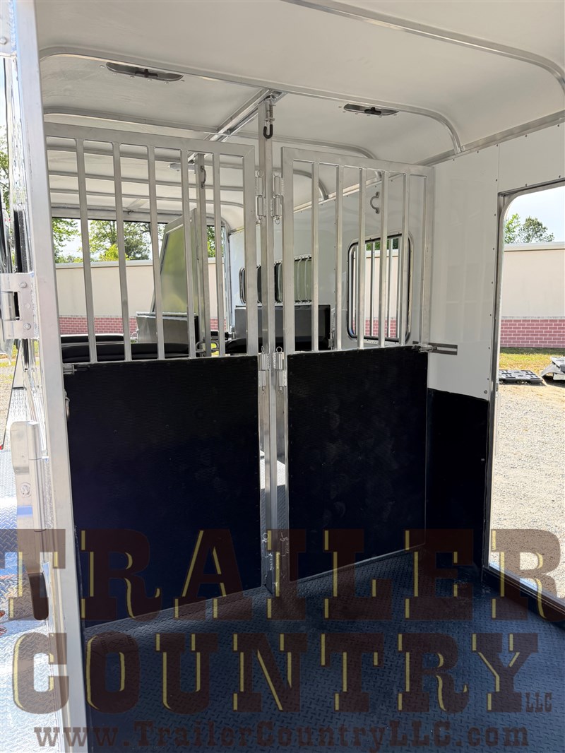 Trailer Photo 18