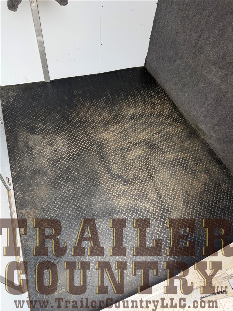 Trailer Photo 10