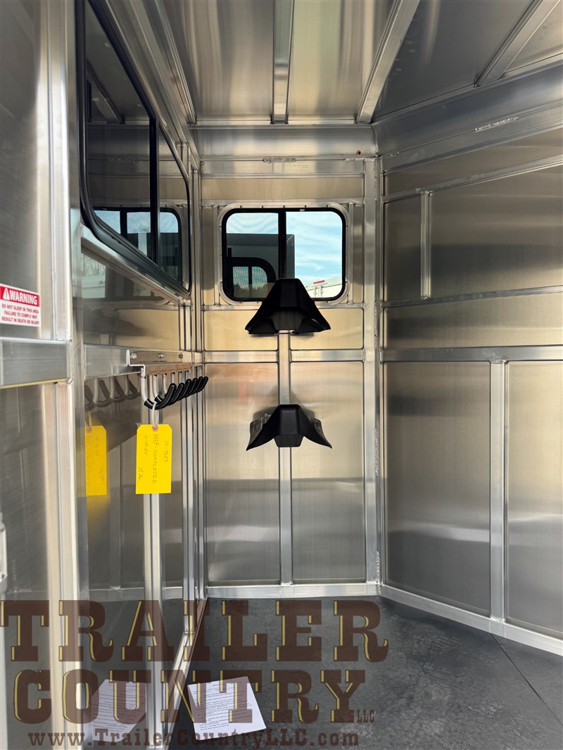 Trailer Photo 6