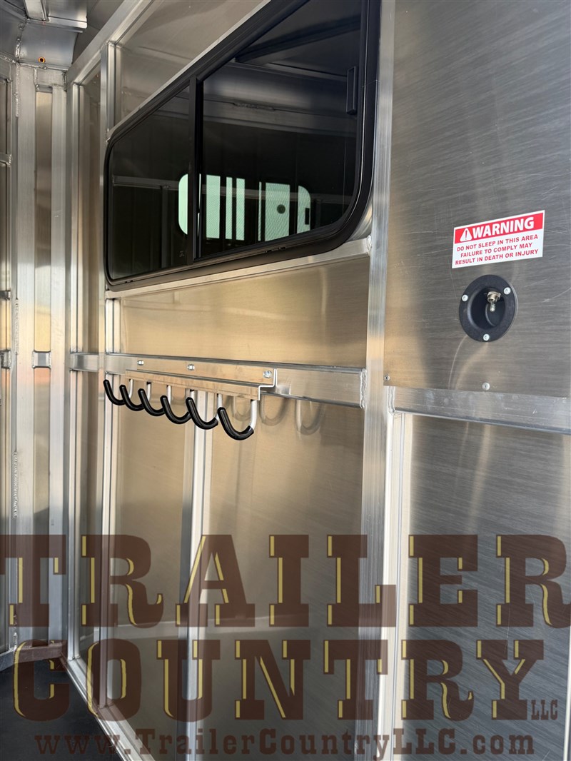 Trailer Photo 6