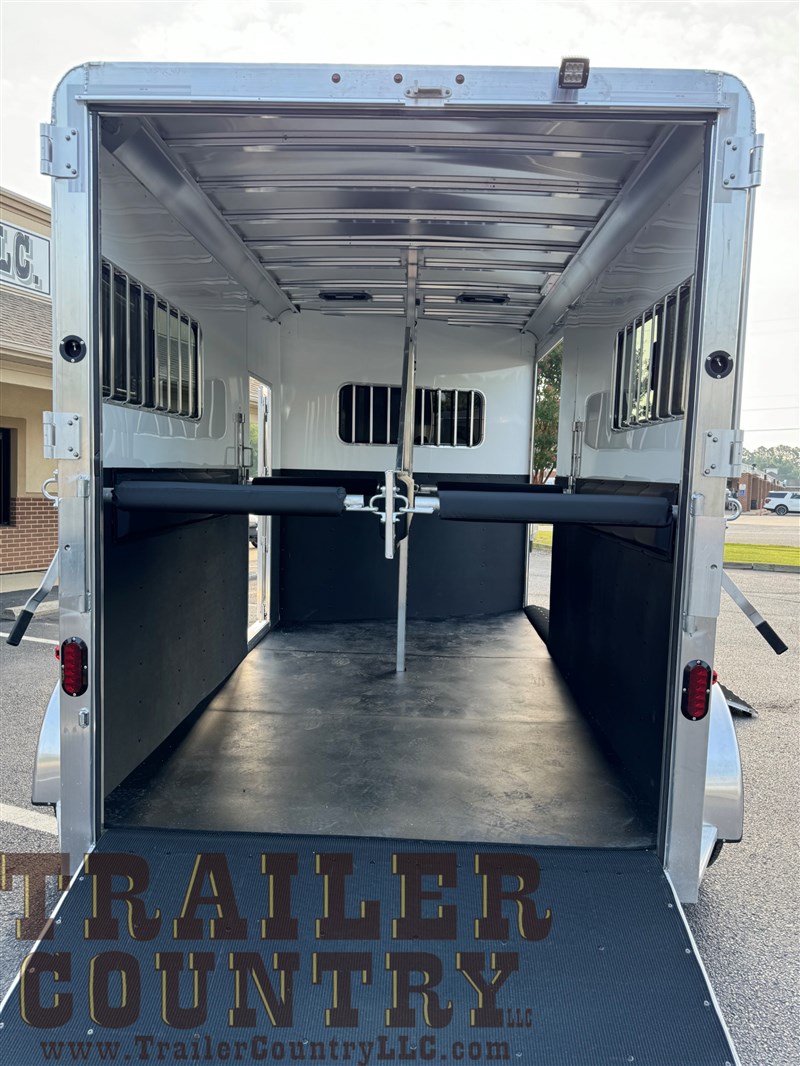 Trailer Photo 10