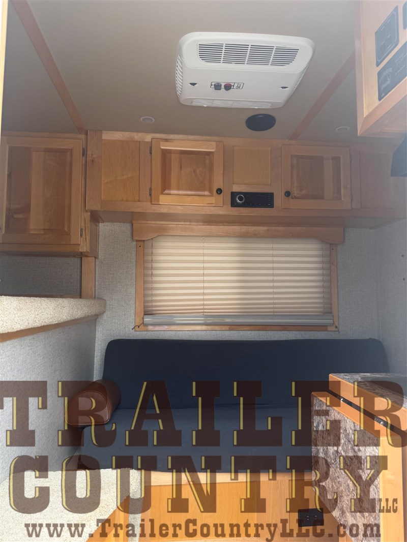 Trailer Photo 9