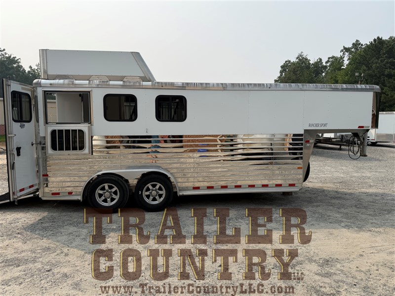 Trailer Photo 11